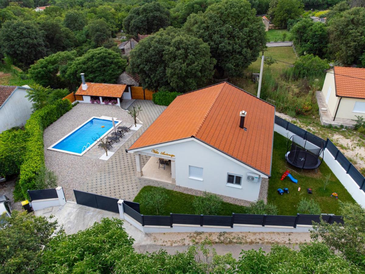 Villa Antonija Ljubuski Ngoại thất bức ảnh